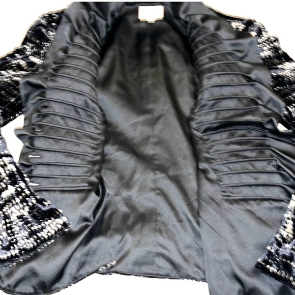 Gergio Armani Collezioni Women's Cut Ruffle Velvet BlazerJacket Silk Blend Sz 8 - Picture 12 of 12